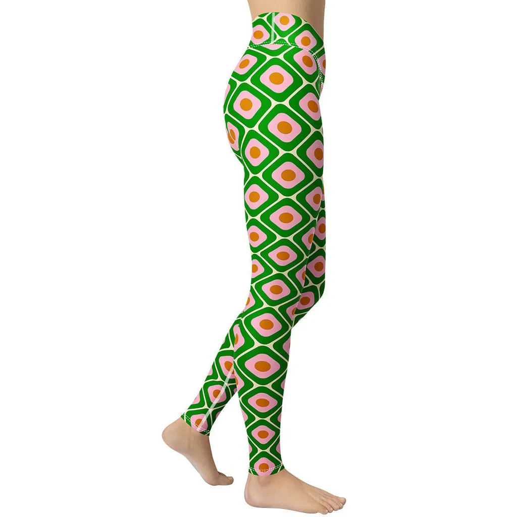 70s Retro Pattern Yoga Leggings